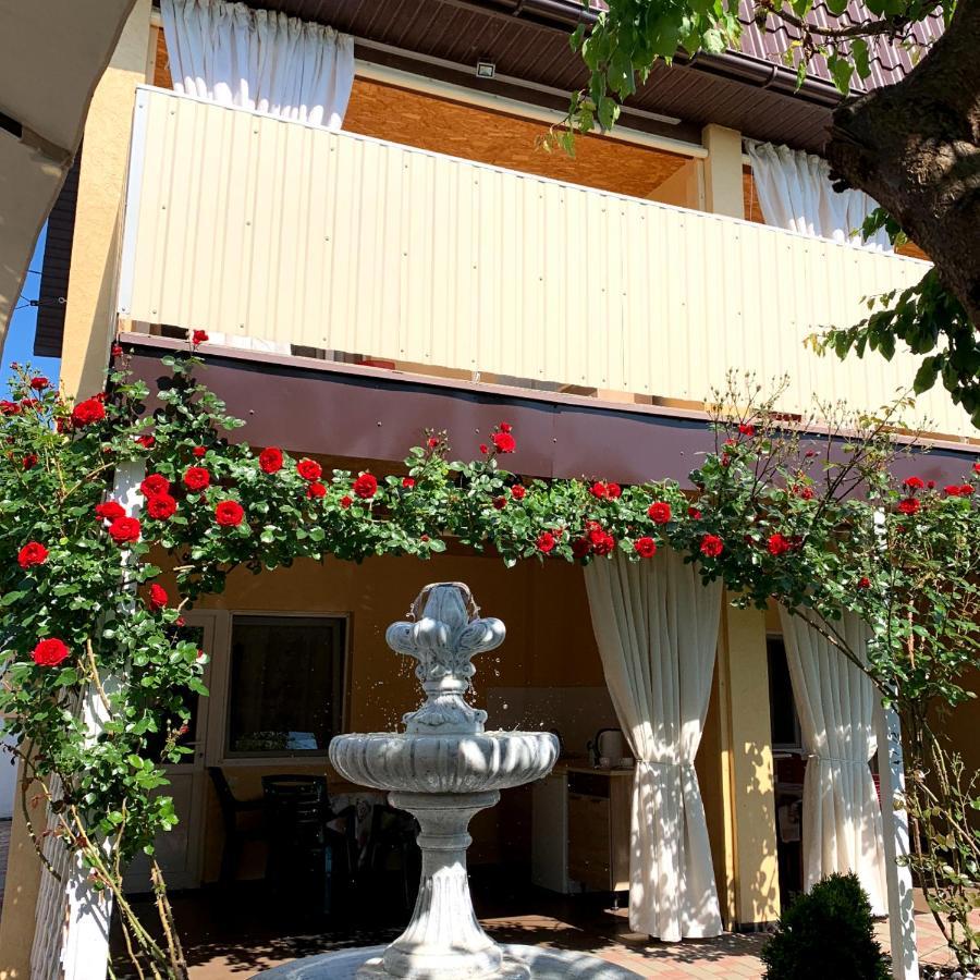 Guest House Santin ชรอโนมอสค์ ภายนอก รูปภาพ